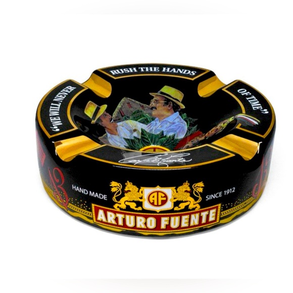 NWOT!! LIMITED EDITION!! Large 8.75" Arturo Fuente Porcelain Cigar Ashtray Black - Picture 2 of 10